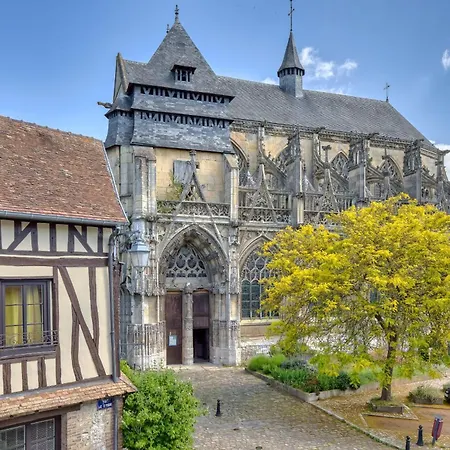 Hugo - Cosy Au Coeur De Pont-de-lʼArche